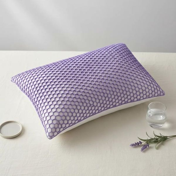 008180A0002N3-travesseiro-antirrugas-70x46cm-dcasa--1-