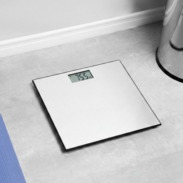 004309A0000G1-balanca-digital-corporal-180kg-vidro-inox-30cm-dcasa--1-